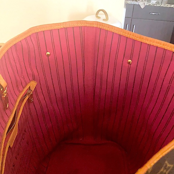 Louis Vuitton Neverfull MM, Brown, comes with dust cover, used less than 5 times - Picture 3 of 11